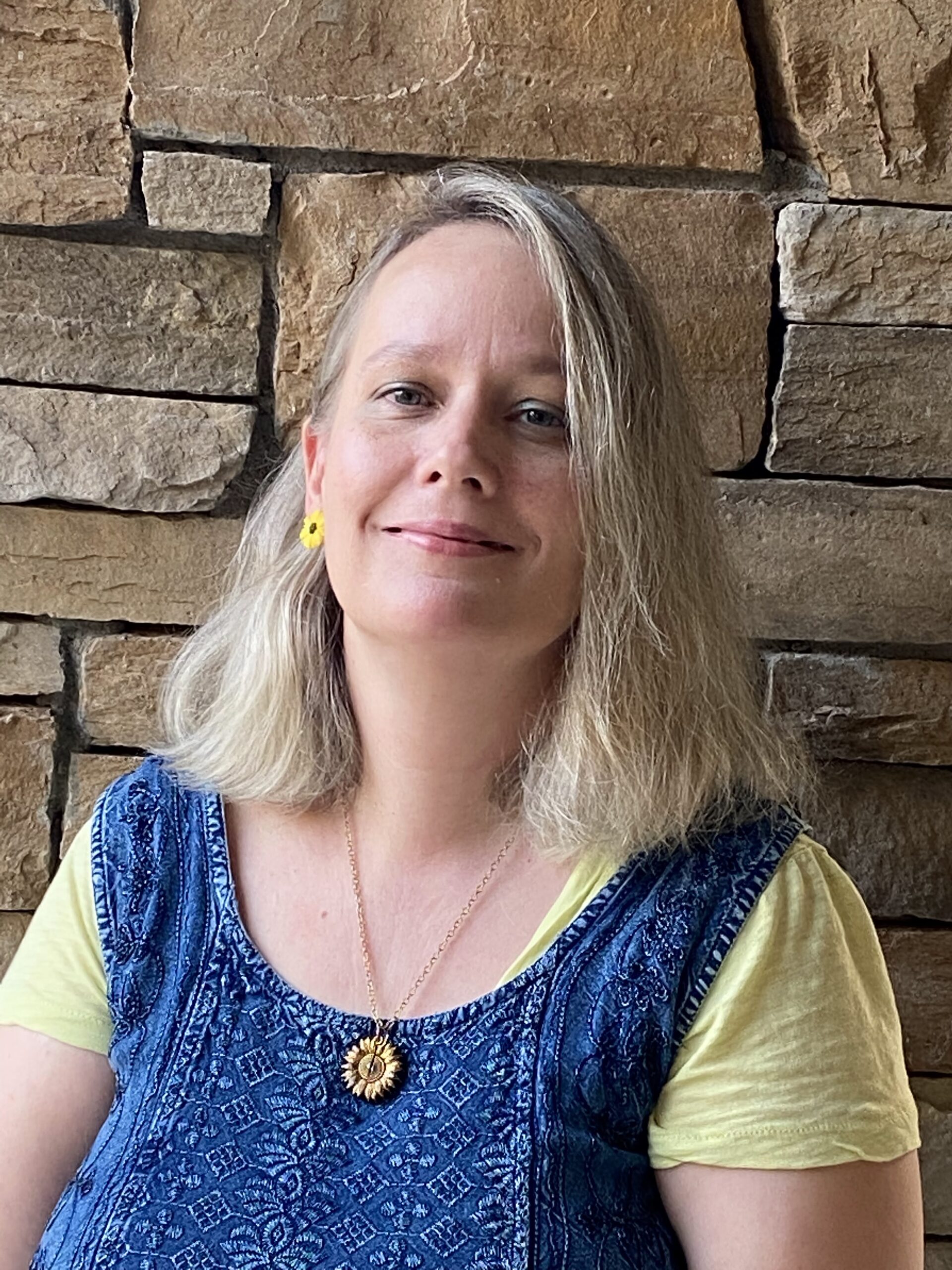 Photo of counselor Kimberley Hunt, LCSW and online therapist in North Carolina. Start online therapy for life changes counseling, anxiety, trauma, and more here!
